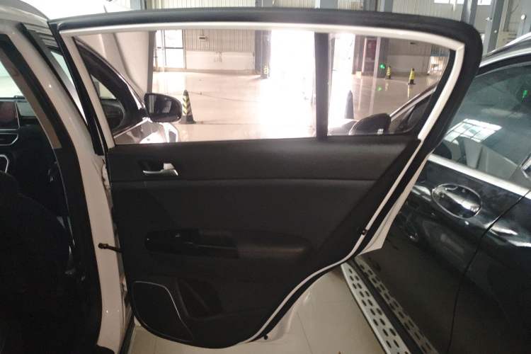 Used Kia KX5 2019 1.6T Automatic Two-Wheel Drive Luxury Edition