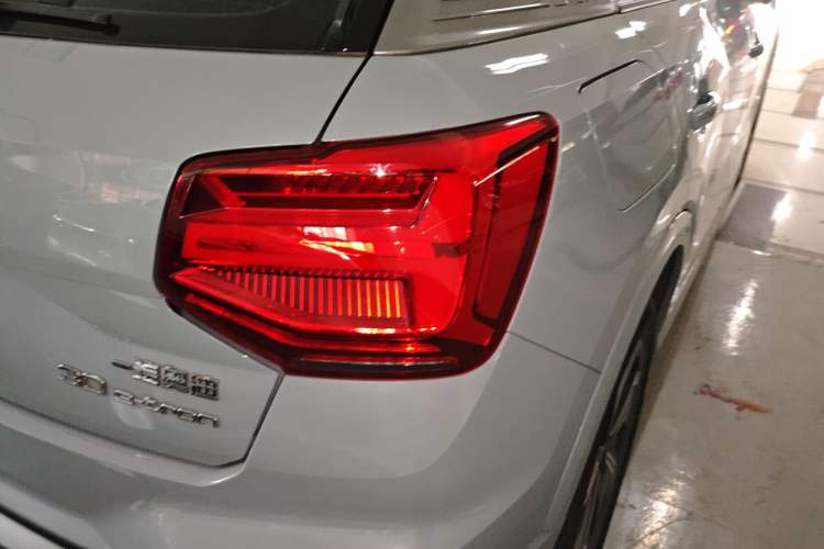 Used Audi Q2L e-tron 2022 Q2L e-tron Pure Electric Smart Enjoyment Model Right Rear Taillight