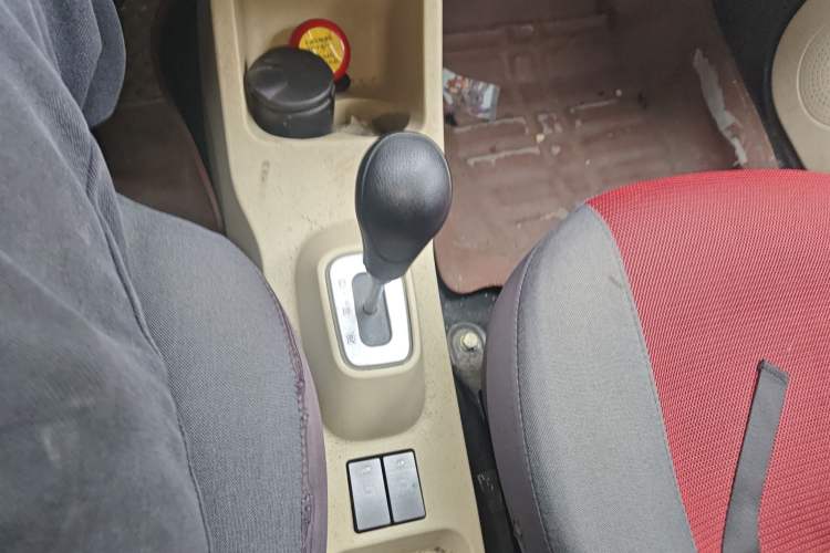 Used JMEV E100B 2016 E100 Standard Model
