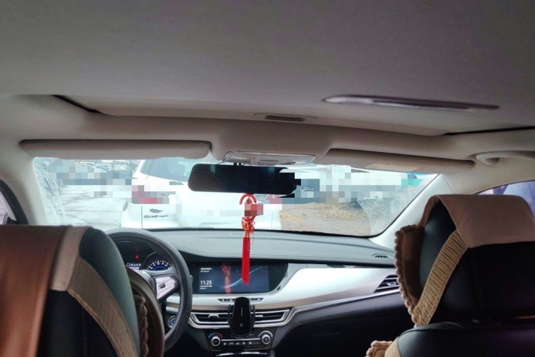 Used CHANGAN Eado 2018 High-Energy Edition 1.6L GDI Manual Pioneer Model China V Standard Headliner