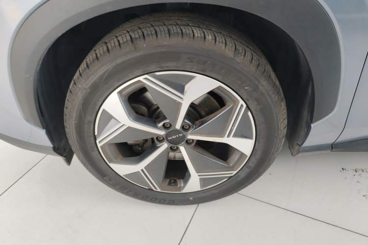 Used AION V 2024 Plus 70 Star Edition Ternary Lithium
