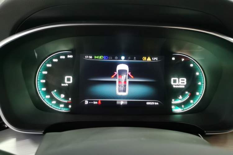 Used Roewe iMAX8 2022 400TGI Prestige Edition
