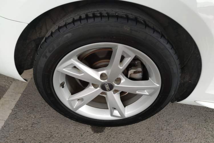 Used Audi A4L 2017 Plus 40 TFSI Fashion Model