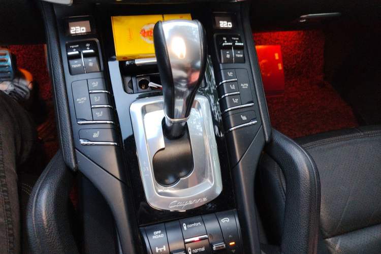 Used Porsche Cayenne 2011 Cayenne 3.0T Gear Lever