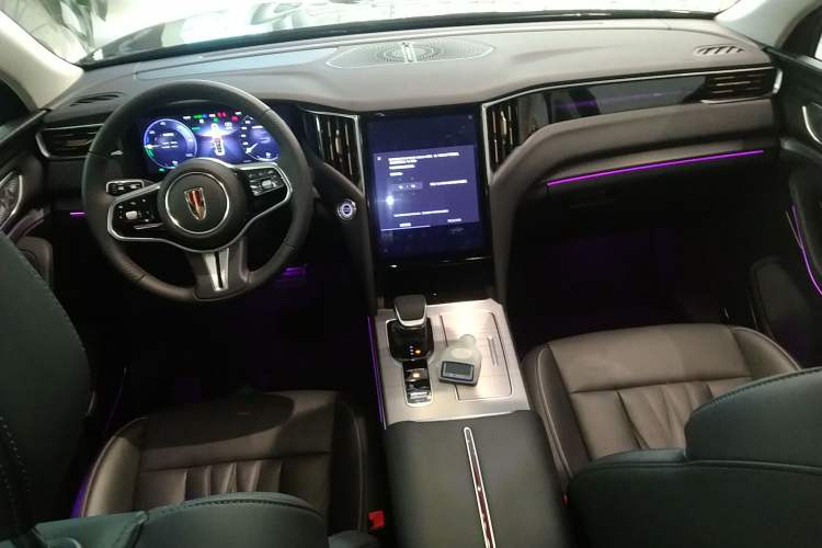 Used Hongqi HS7 PHEV 2024 2.0T PHEV Four-Wheel Drive Flagship Edition 7 Seats
