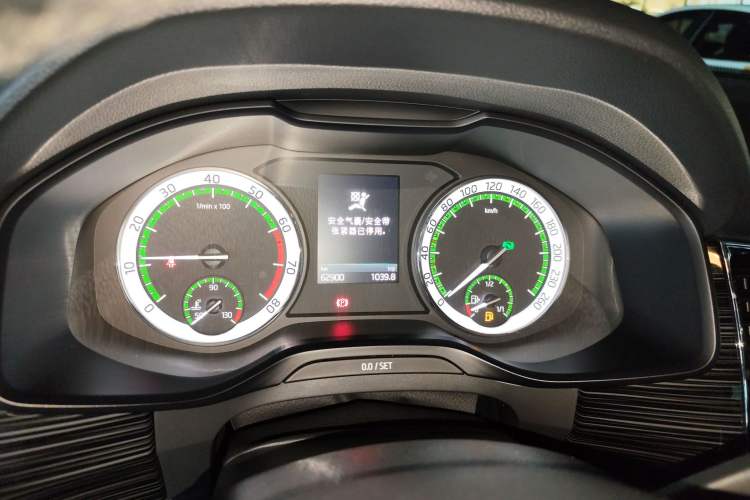Used Skoda Kodiaq 2017 TSI380 7-Seater Four-Wheel-Drive Flagship Edition Instrument Cluster