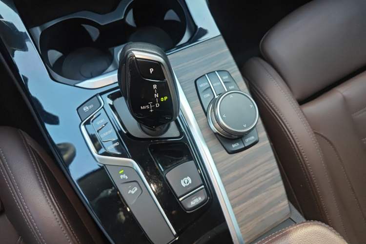 Used BMW X3 2018 xDrive28i Luxury Package China VI Emission Standard
