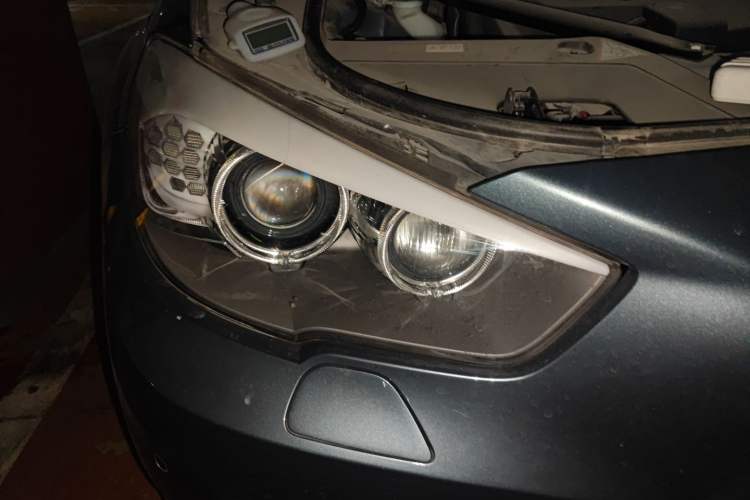 Used BMW 5 Series GT 2010 535i Luxury Edition Right Front Headlight