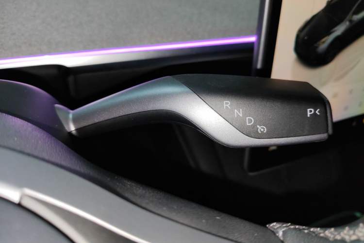 Used Tesla Model Y 2024 Rear-Wheel-Drive Version