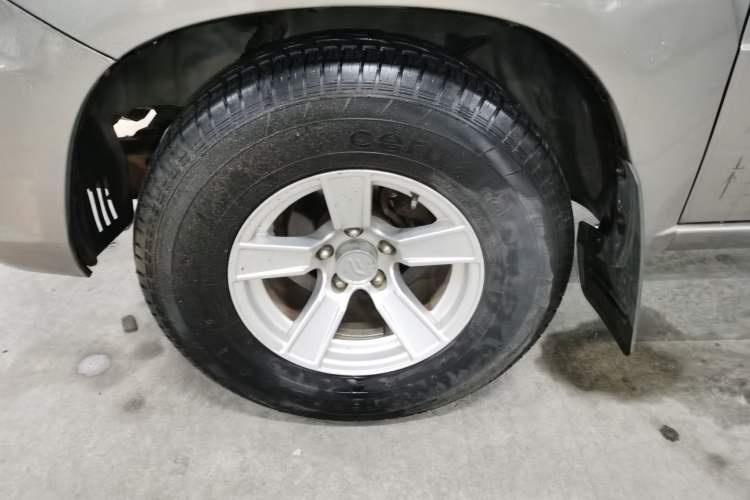 Used Foday Lion F16 2013 2.0T Diesel Two-Wheel Drive Entry-Level 4F20TC1
