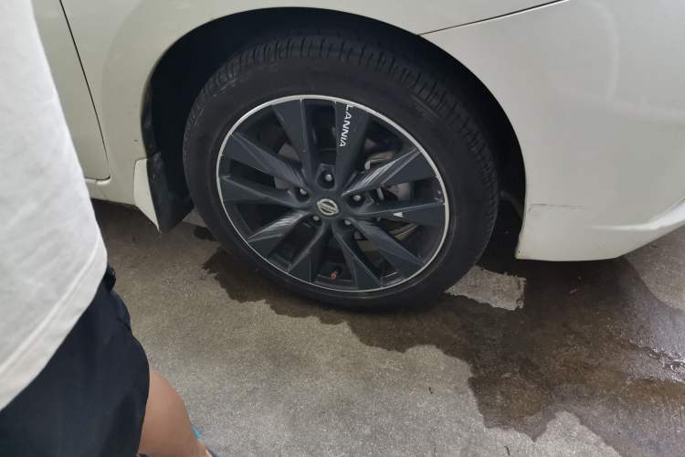 Used Nissan Lannia 2019 1.6L CVT Smart Connect Smart Cool Version China V Standard Right Front Wheel Hub