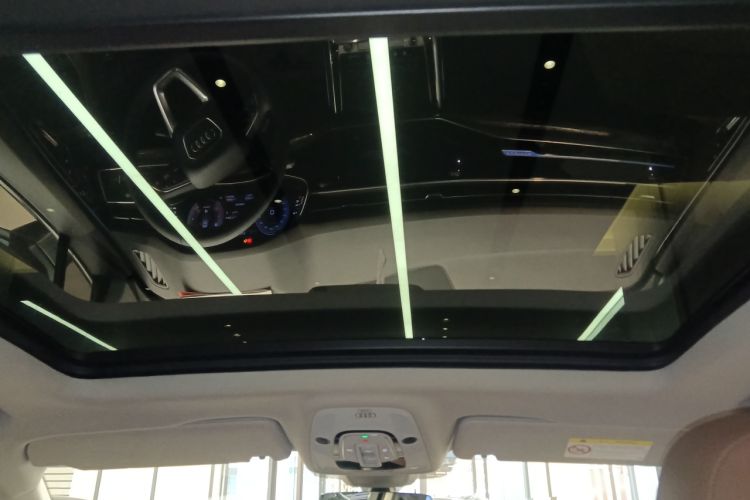 Used Audi Q7 2021 55 TFSI quattro S line Sport model