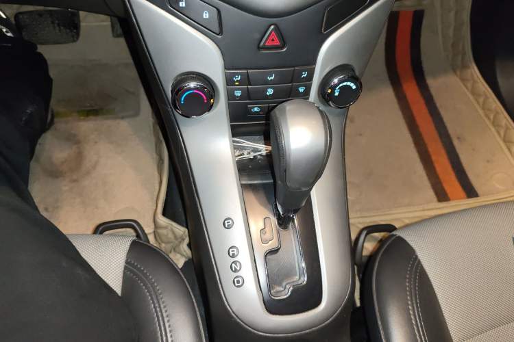 Used Chevrolet Cruze 2013 1.8L SE AT
