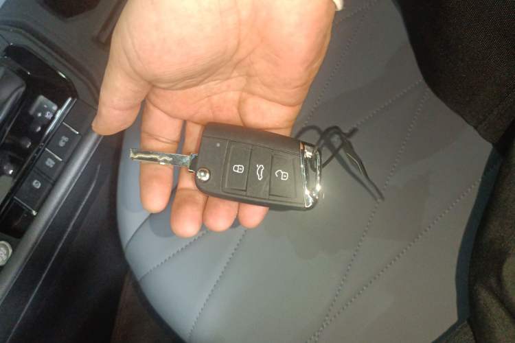 Used Volkswagen Lavida 2024 1.5L Automatic Starry Sky 5 Million Edition Interior 1