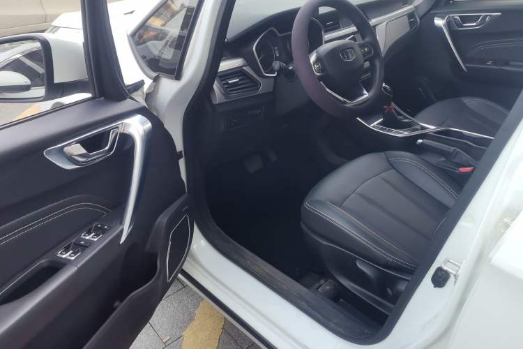 Used Geely Auto Vision X3 2019 Upgraded Model 1.5L CVT Prestige Version
