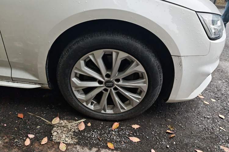 Used Audi A4L 2019 40 TFSI Ambition China VI