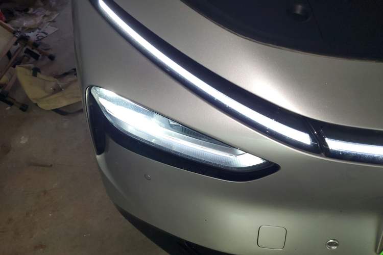 Used XPeng G7 2025 702 Max Right Front Headlight