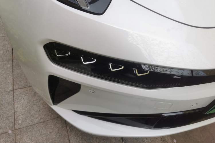 Used Zeekr 001 2024 WE Edition 100 kWh Rear-Drive Right Front Headlight