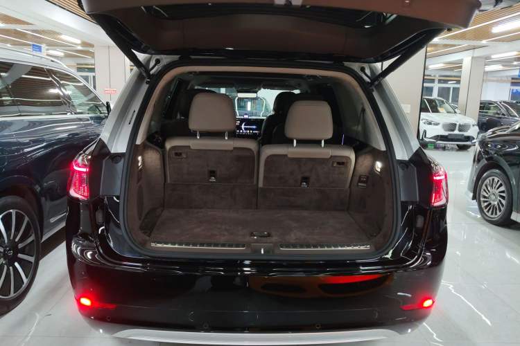 Used Hima AITO M9 2025 Pure Electric Ultra Version 100 kWh 6-Seater Model Trunk