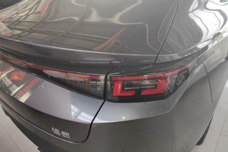 Used Changan Eado 2025 Blue Whale 1.5T 500Bar Prestige Model
