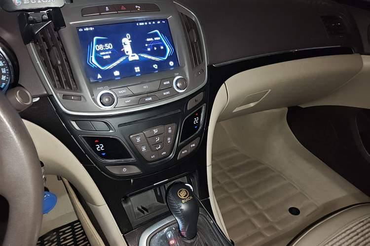 Used Buick Regal 2015 2.0L Leading Fashion Edition
