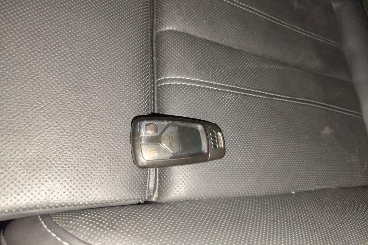 Used Audi A4L 2020 40 TFSI Luxury Dynamic Model