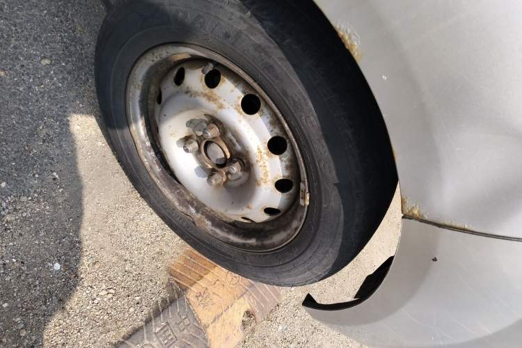 Used Jinbei Hiace X30 2019 1.5L Van Comfort Model China VI SWC15M Right Front Wheel Hub