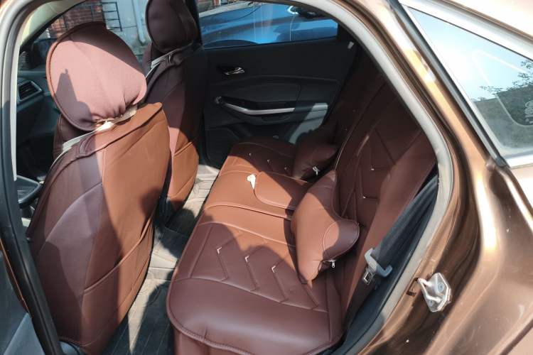 Used Ford Escort 2017 Happiness Edition 1.5L Automatic Fashion Version Left Rear Seat