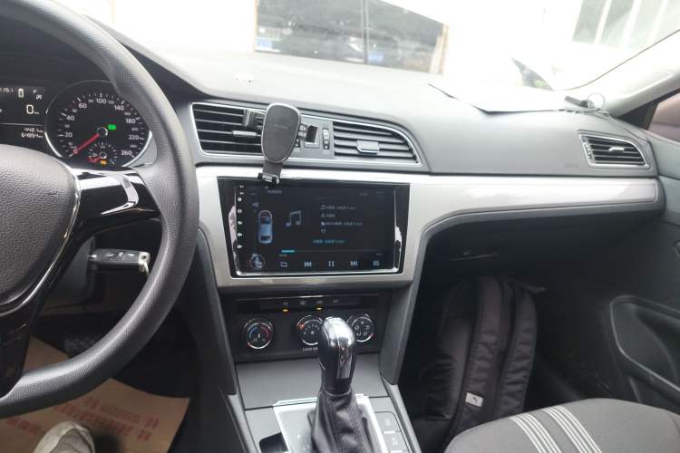 Used Volkswagen Lamando 2017 230TSI DSG Fashion Edition