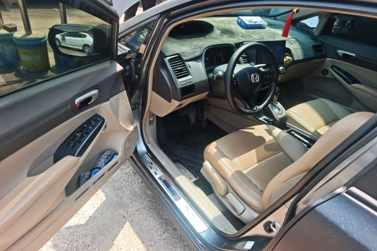 Used Honda Civic 2009 1.8L automatic comfort version
