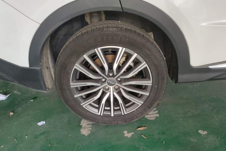 Used JETOUR X70 PLUS 2023 1.5T DCT Brave PLUS 5-Seater
