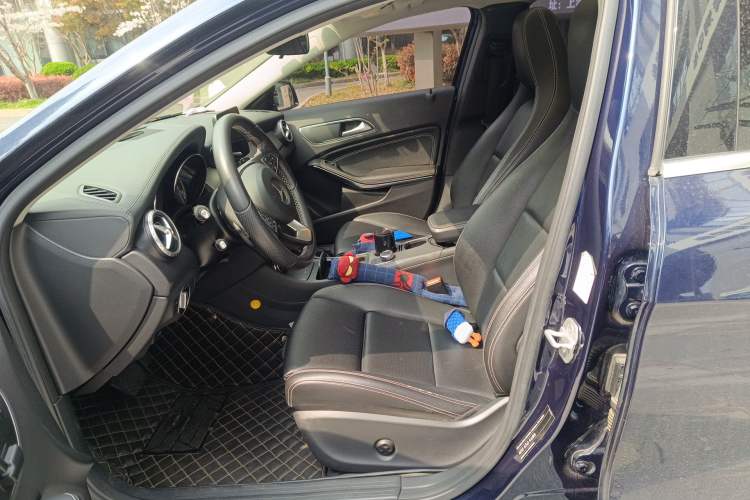 Used Mercedes-Benz GLA 2016 GLA 220 4MATIC Fashion Edition
