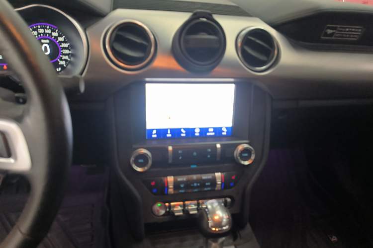 Used Ford Mustang 2020 2.3L EcoBoost Audio And AC Panel