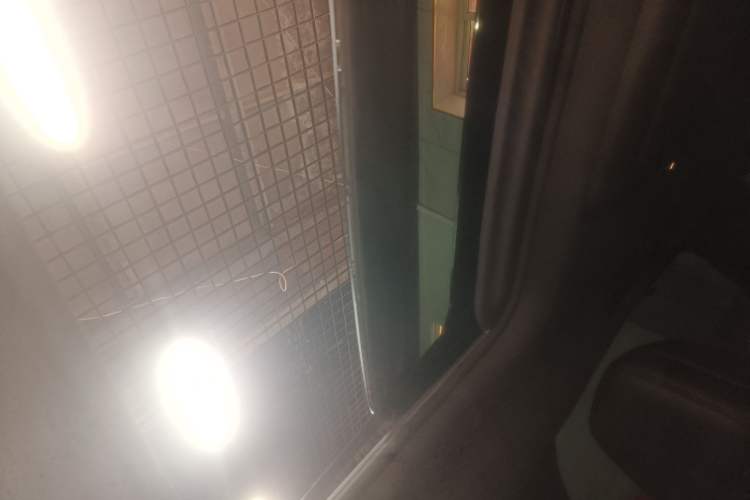 Used Toyota Granvia 2022 2.5L Hybrid Flagship Edition