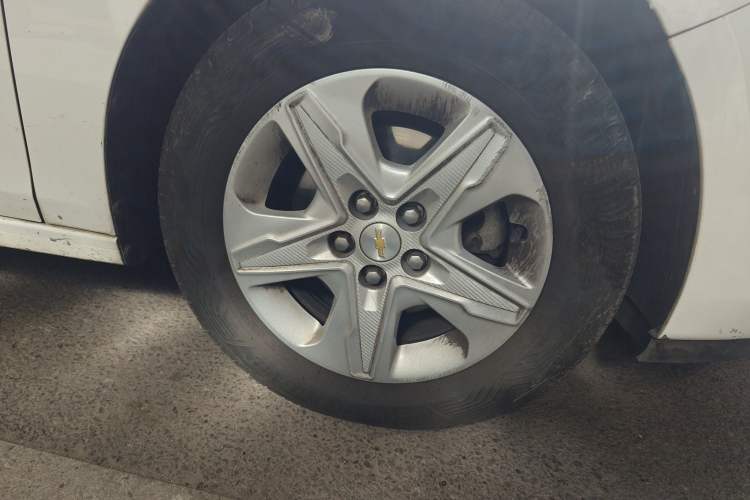 Used Chevrolet Cavalier 2019 320 Automatic Enjoyment with Sunroof