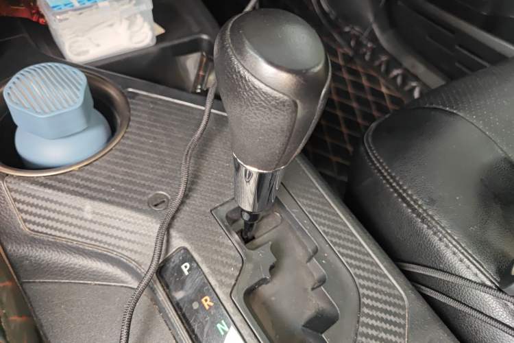 Used Toyota RAV4 2015 2.0L CVT Two-Wheel Drive Urban Edition