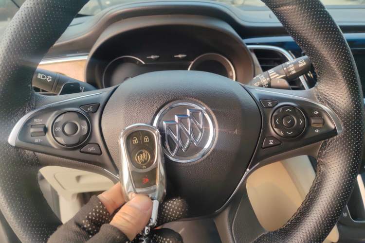 Used Buick GL8 2018 ES 28T Comfort Model China VI Standard
