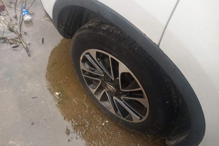 Used GAC Trumpchi GS4 2015 200T G-DCT Elite Edition Right Rear Wheel Hub