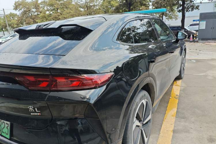 Used BYD Song L EV 2025 Intelligent Driving Version 662 km LiDAR Excellence Edition Exterior 3