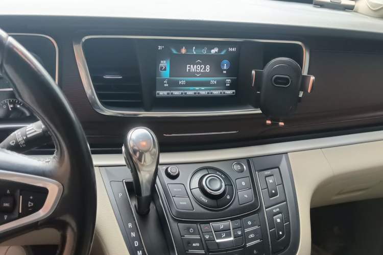Used Buick GL8 2017 25S Luxury Version China V Standard