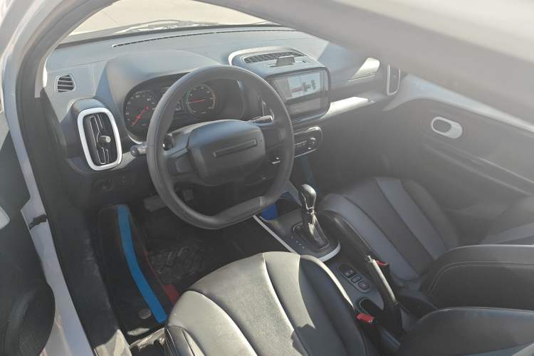 Used Roewe Clever 2022 311km QiQi BoBo Edition