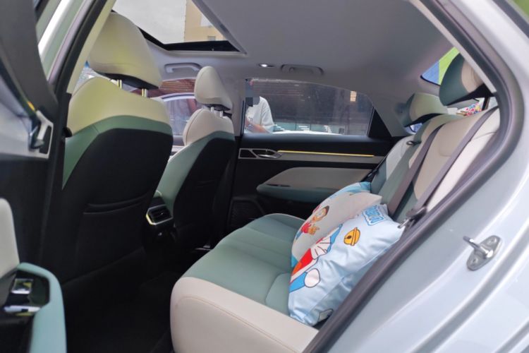 Used Geely Auto Emgrand L HiP 2022 1.5TD-DHT Pro 100KM Super Swift Left Rear Seat