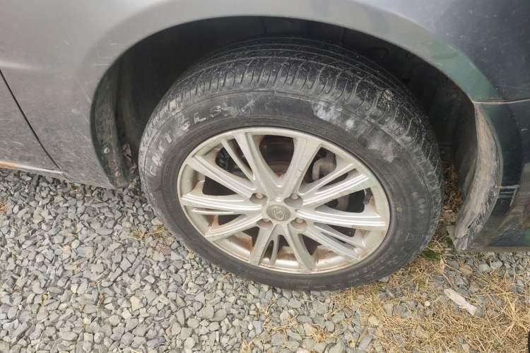 Used Soueast V3 Lingyue 2014 1.5L Manual Entry-Level Version
