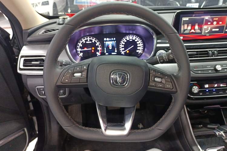 Used CHANGAN Ruicheng CC 2021 Blue Whale Edition 1.5T DCT Luxury Model Steering Wheel