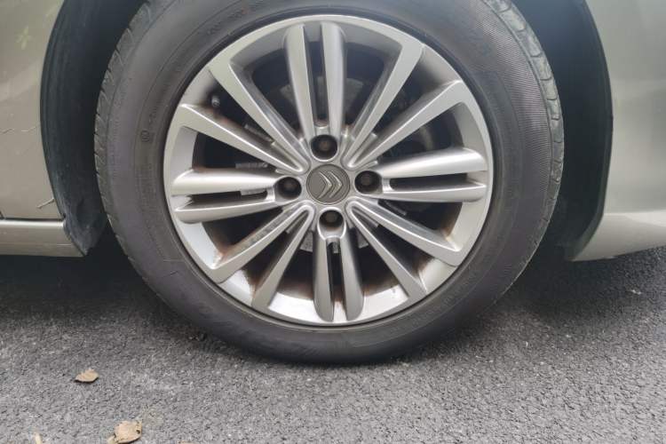 Used Citroen C4L 2014 1.8L Intelligent Drive Automatic Enjoyment Model Right Front Wheel Hub