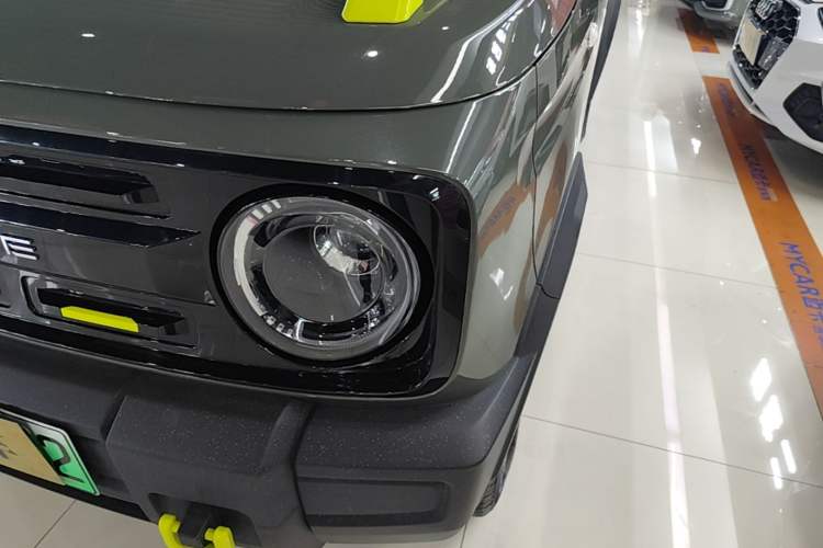 Used Geely Galaxy Panda 2025 210km Panda Rider Left Front Headlight