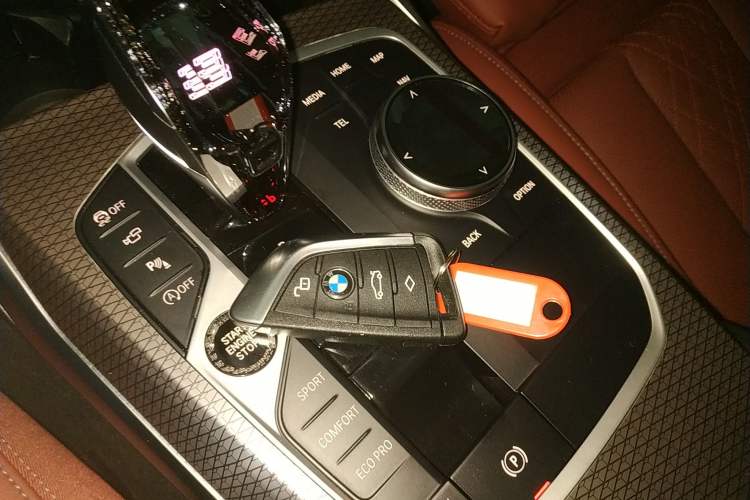 Used BMW 3 Series 2024 325Li M Sport Night Edition Package Vehicle Key