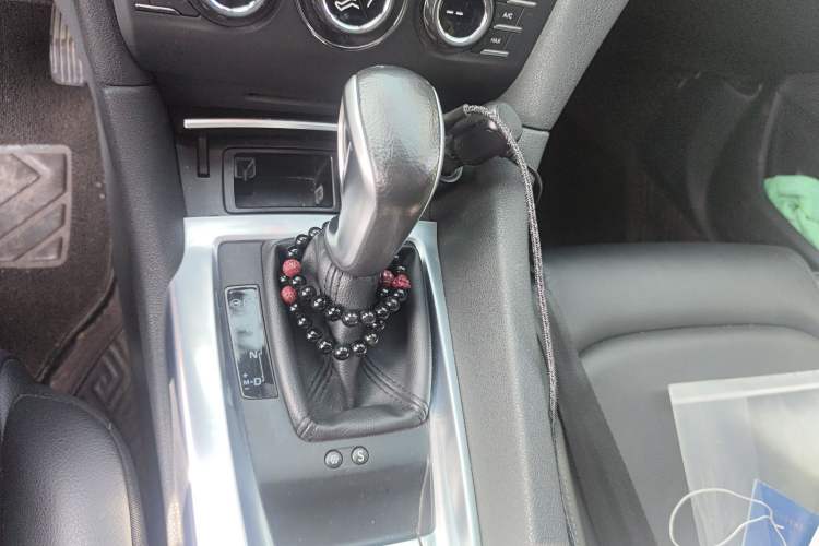 Used DS 6 2016 1.6T Luxury Edition THP160