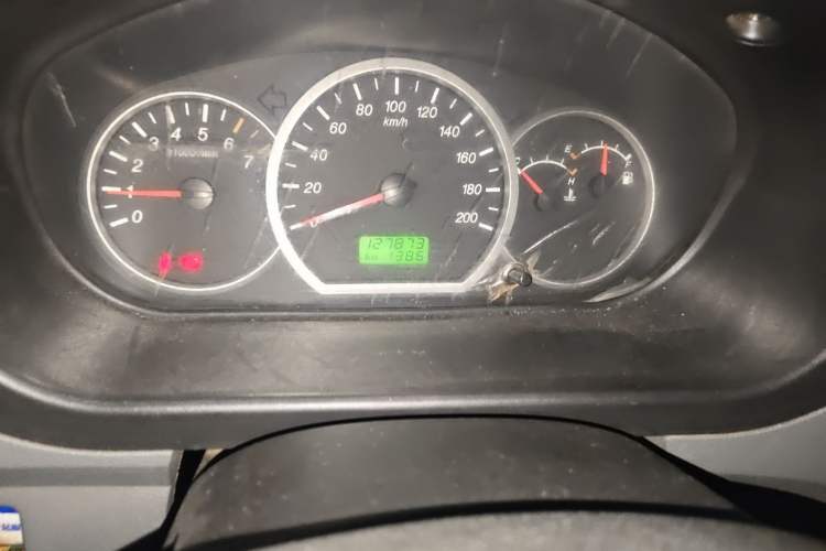 Used Wuling Hongguang 2013 1.5L Base Version Odometer Close Up