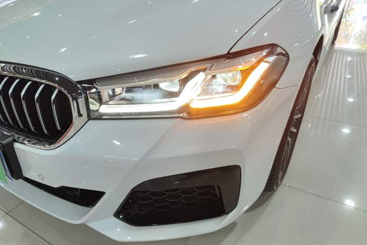 Used BMW 5 Series 2022 Second Facelift 525Li M Sport Package
